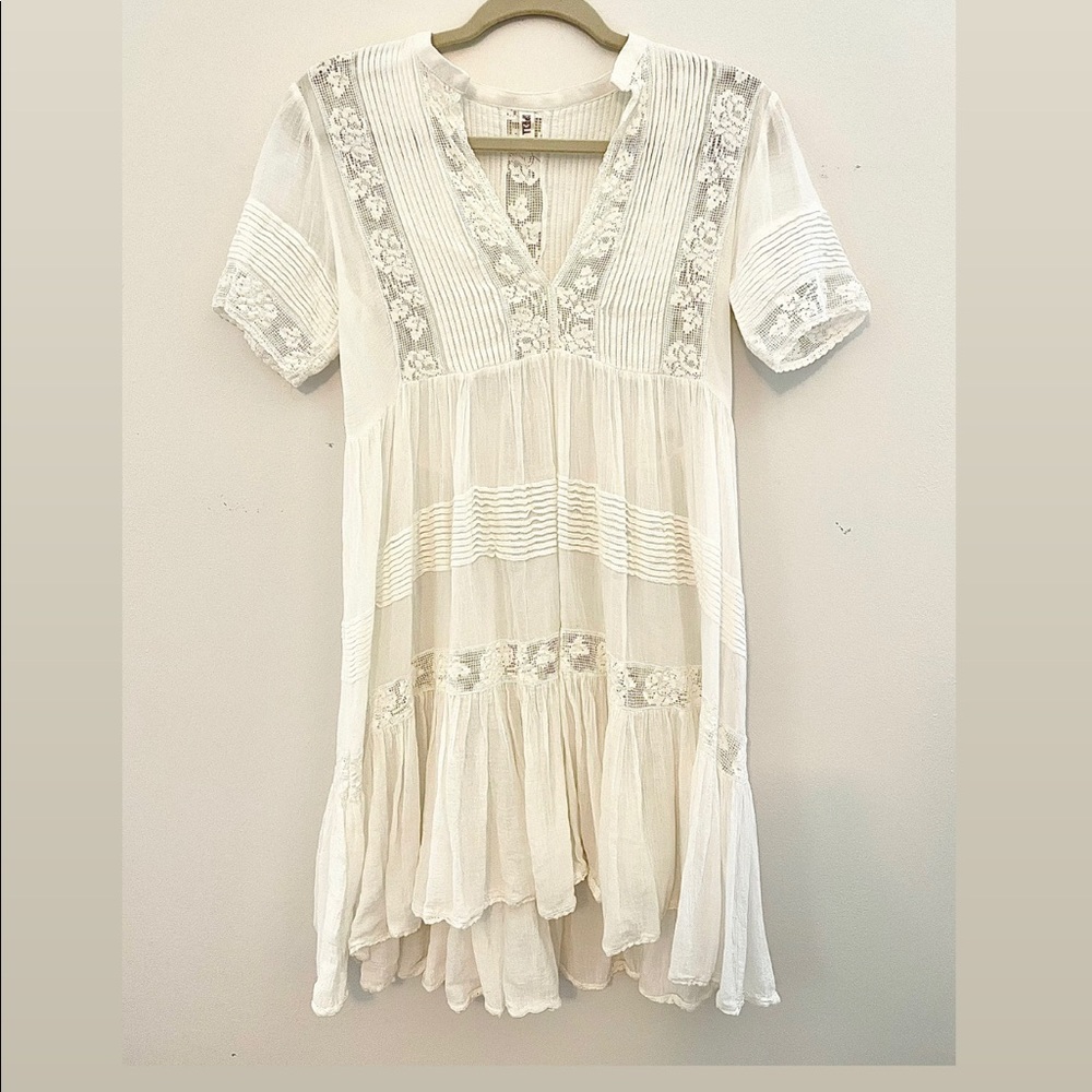Peasant girl throw on mini spell designs XS